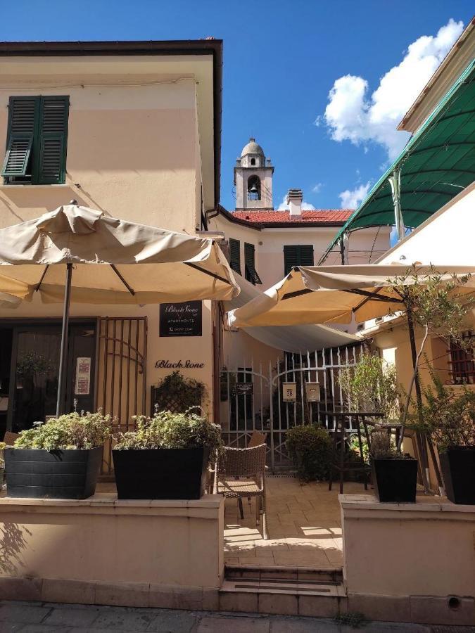 Blackstone Apartment Varazze Exterior foto